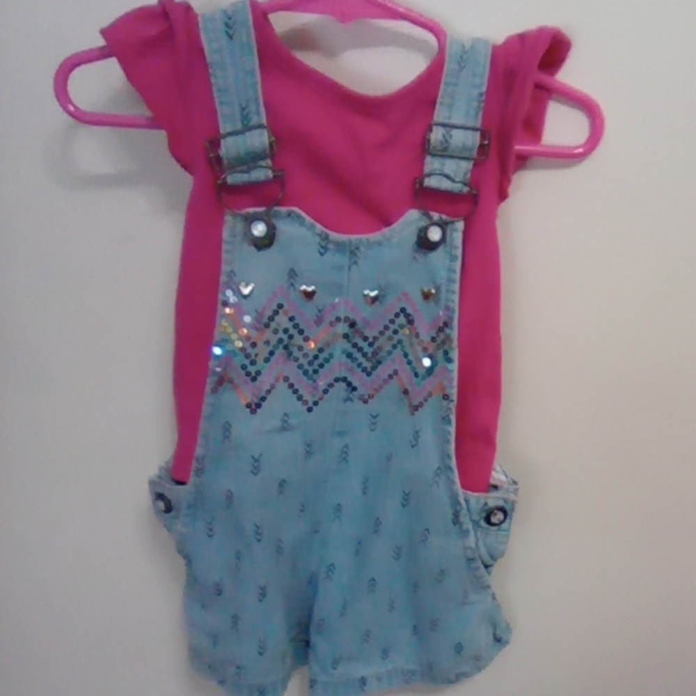 Overall shorts set